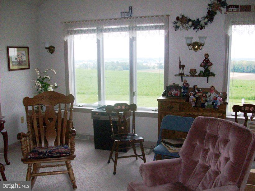 3901 White Oak Road Paradise, PA 17562 - Photo 7 of 16 Gallery Image 7