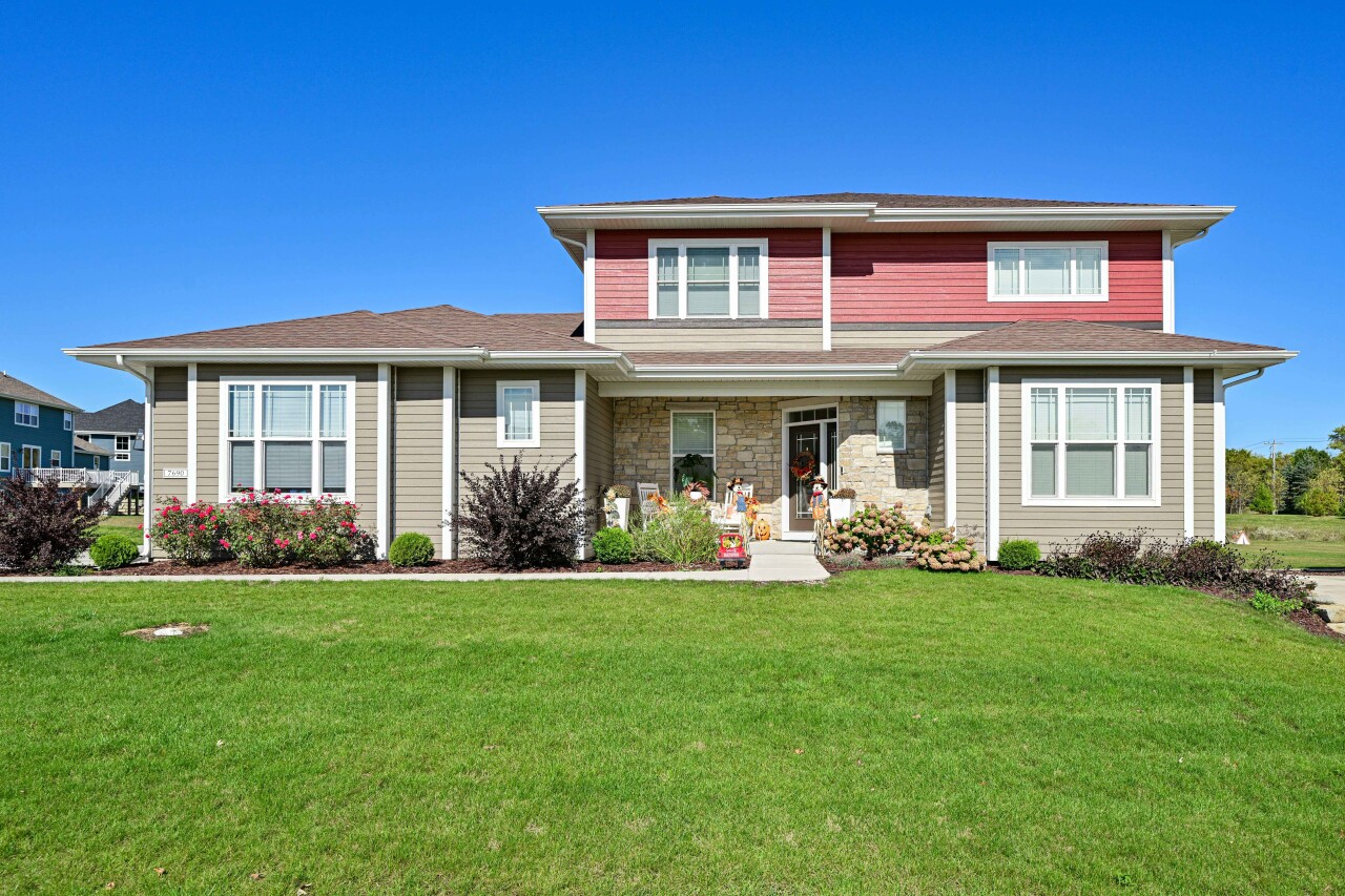 Stunning Veridian Home!