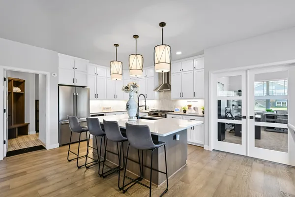 $999,000 | 7690 Preserve Parkway, Mequon, WI 53097