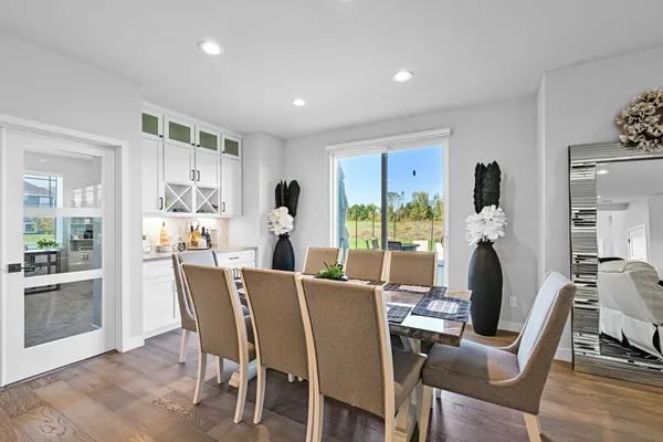 $999,000 | 7690 Preserve Parkway, Mequon, WI 53097