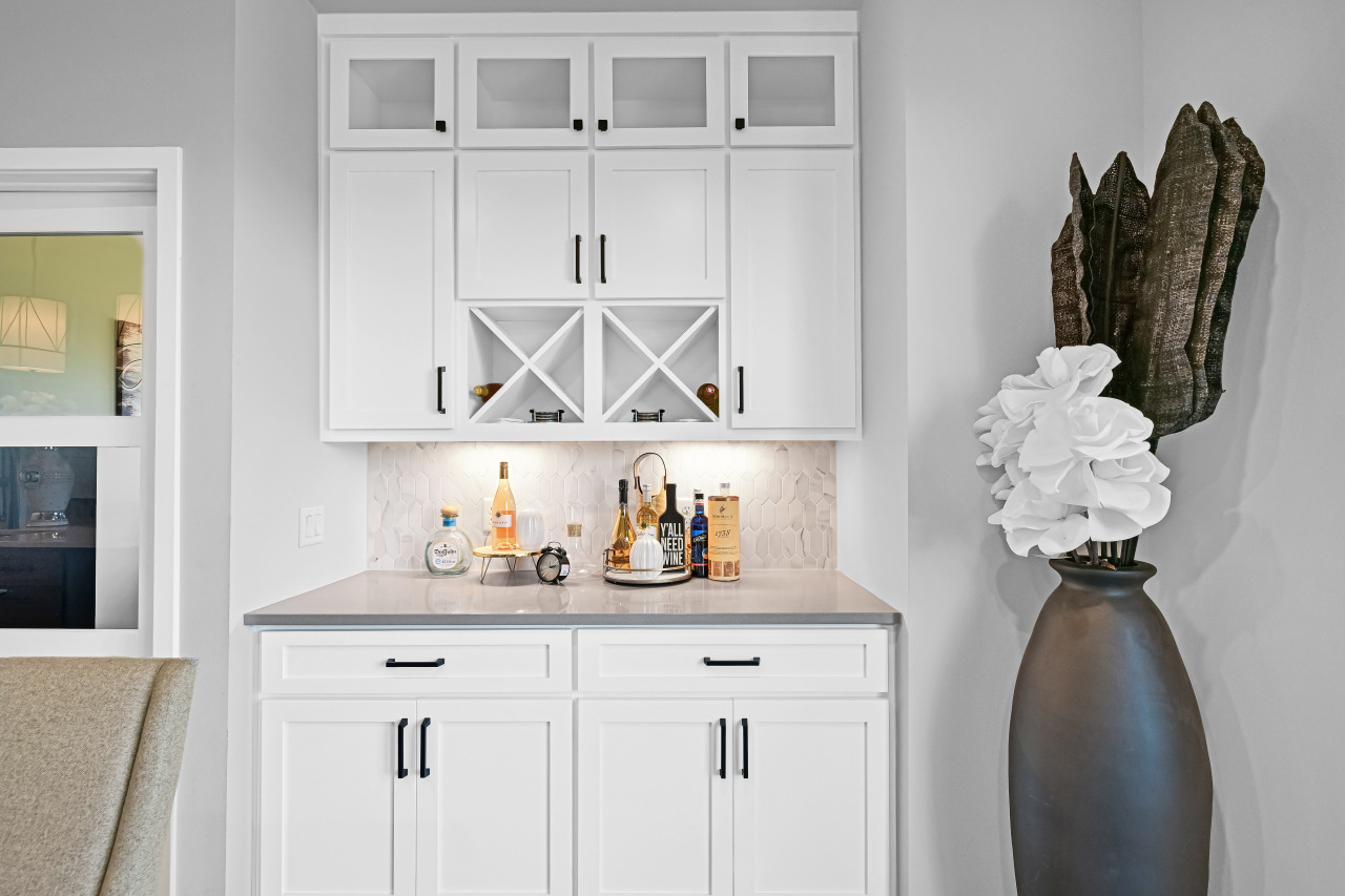 7690 Preserve Parkway Mequon, WI 53097 - Photo 31 of 58 Lower Level Living Area