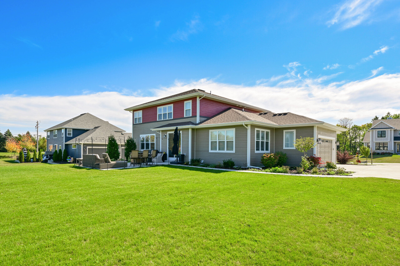 7690 Preserve Parkway Mequon, WI 53097 - Photo 51 of 58 Stunning Veridian Home!