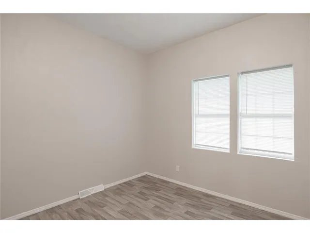 $2,500 | 1125 Margaret Street, St. Paul, MN 55106