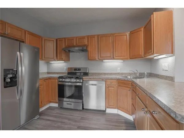 $2,500 | 1125 Margaret Street, St. Paul, MN 55106