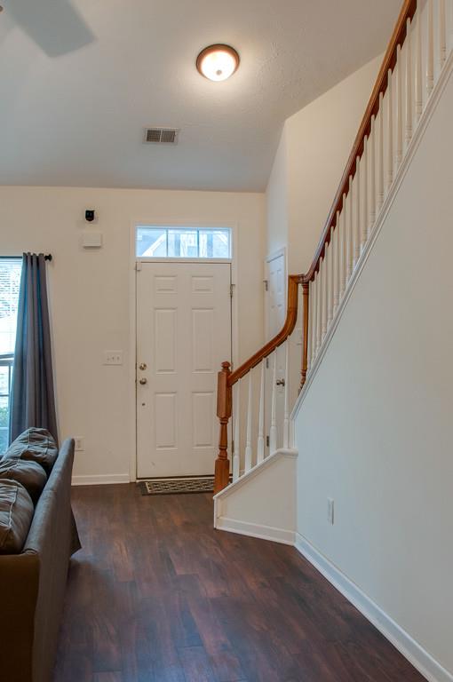 1096 Rambling Brook Road Nashville, TN 37218 - Photo 4 of 23 Gallery Image 4