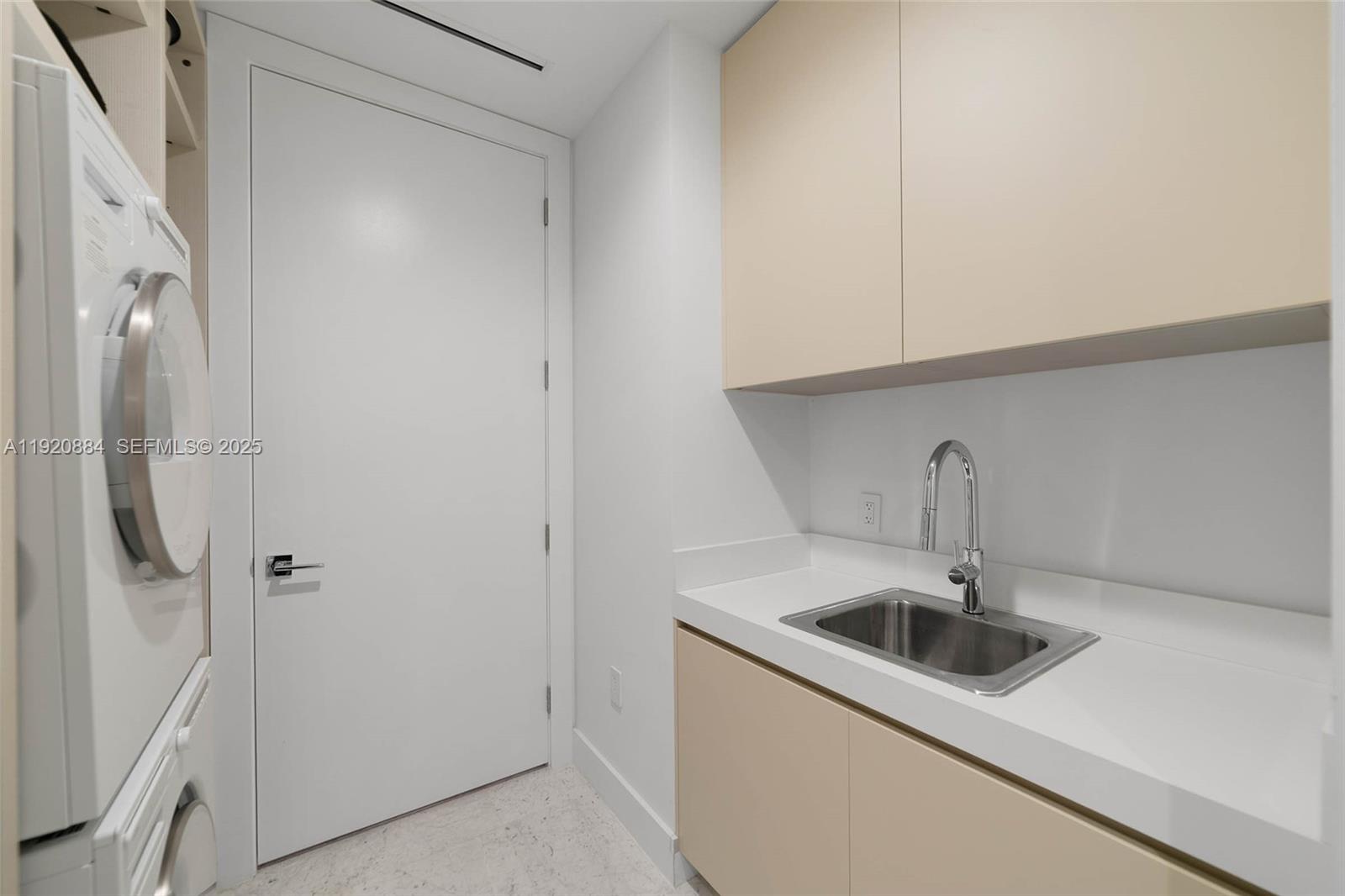 5775 Collins Avenue, Unit 1501 Miami Beach, FL 33140 - Photo 50 of 77