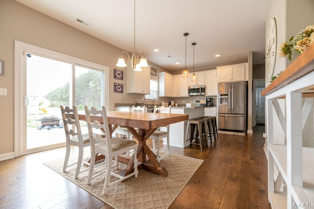 107 Rosedale Court Moyock, NC 27958 - Photo 8 of 31 Expansive kitchen w/stainless steel appliances