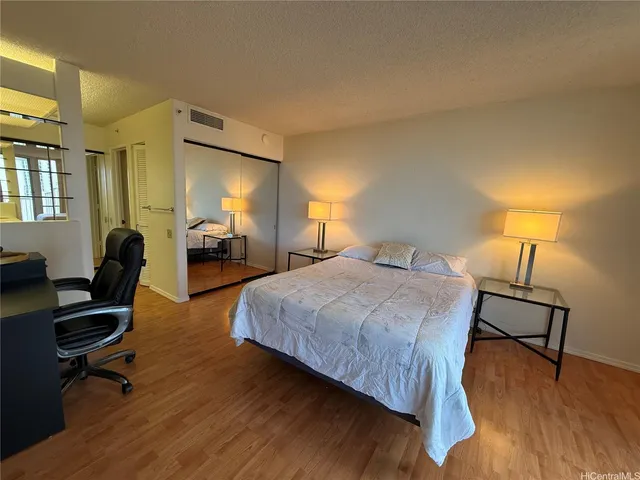 $3,200 | 1212 Nuuanu Avenue, Unit 705, Honolulu, HI 96817
