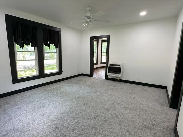 $220,000 | 506 Northeast 3rd Street, Hubbard, TX 76648