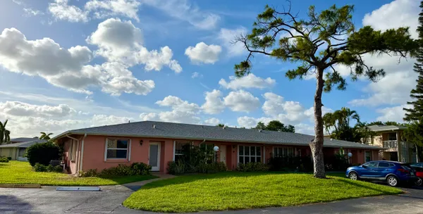 $1,900 | 1460 Northwest 19th Terrace, Unit 71A, Delray Beach, FL 33445