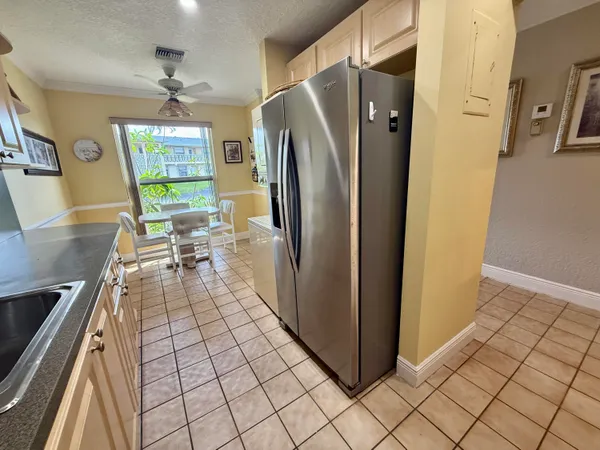 $1,900 | 1460 Northwest 19th Terrace, Unit 71A, Delray Beach, FL 33445
