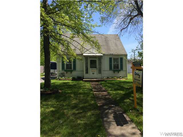 82 Larch Road Amherst, NY 14226 - Photo 1 of 1 Exterior Front