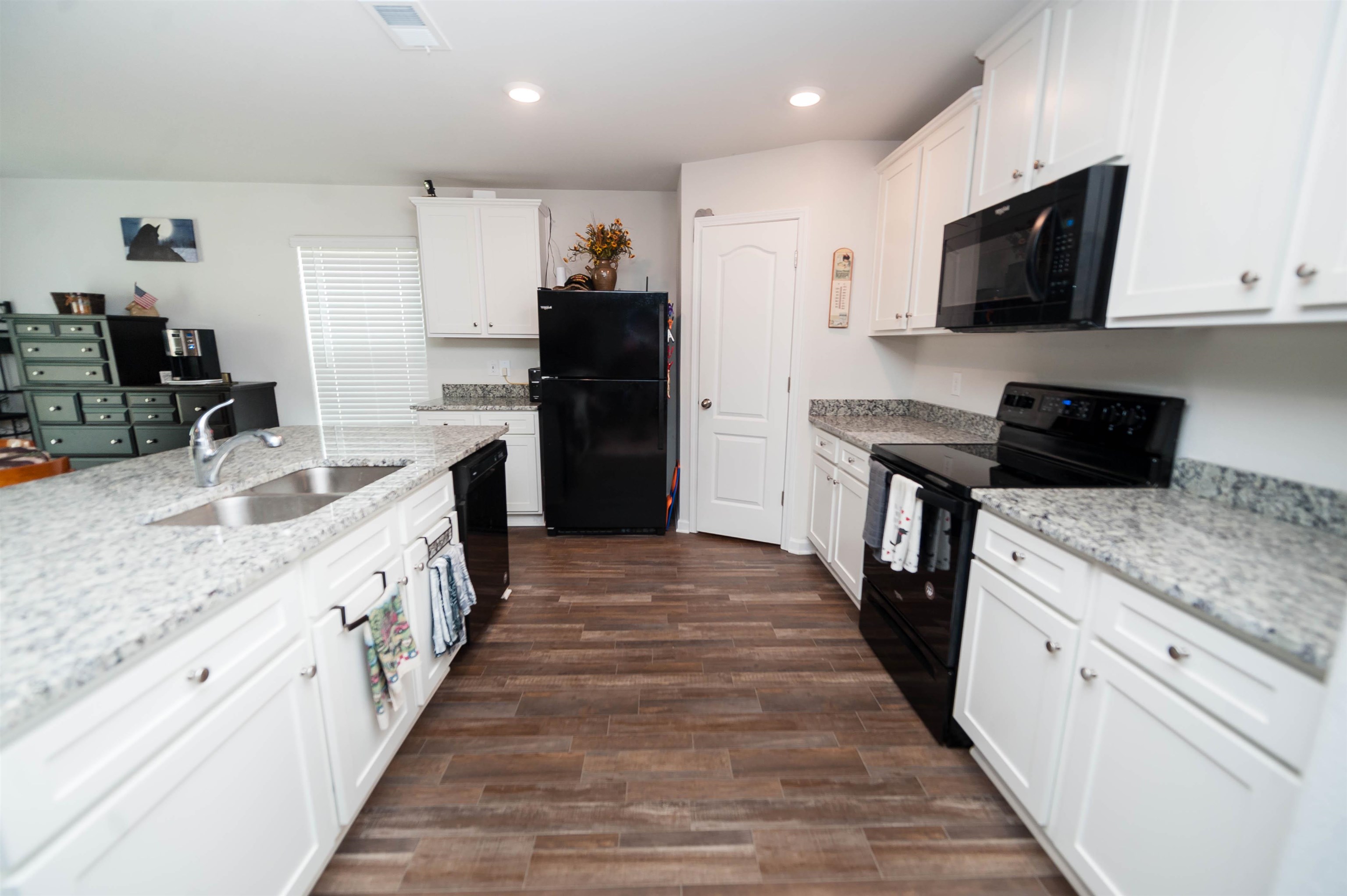 2082 Southlea Drive Inman, SC 29349 - Photo 12 of 34