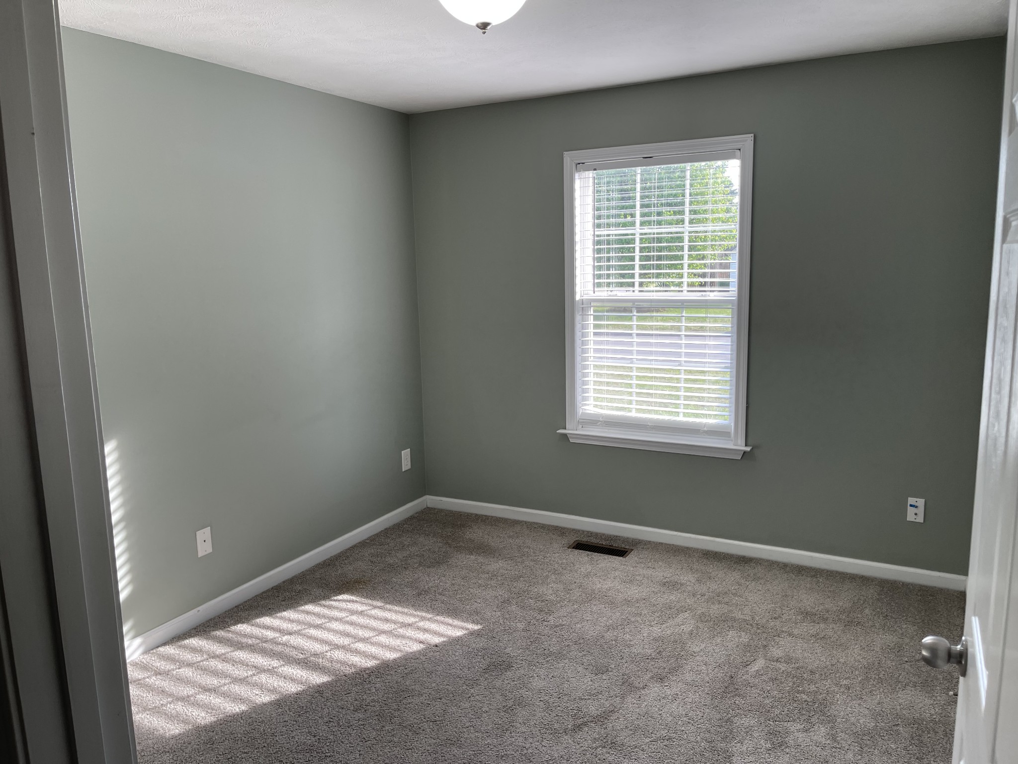 1610 Robert Road Columbia, TN 38401 - Photo 13 of 20