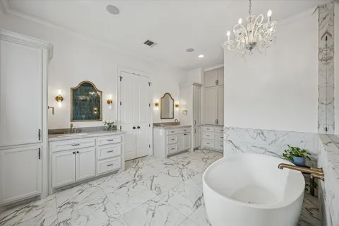 $2,295,000 | 610 East 7th Street, Houston, TX 77007