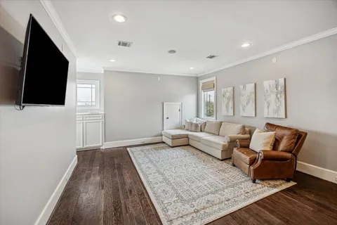 $2,295,000 | 610 East 7th Street, Houston, TX 77007