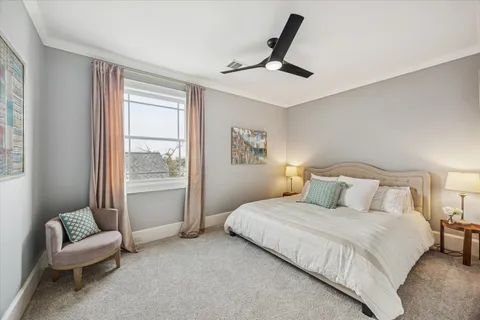 $2,295,000 | 610 East 7th Street, Houston, TX 77007