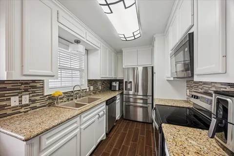 $2,295,000 | 610 East 7th Street, Houston, TX 77007