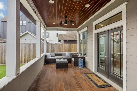 $2,295,000 | 610 East 7th Street, Houston, TX 77007