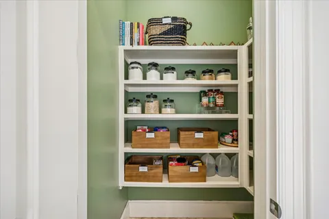 $2,295,000 | 610 East 7th Street, Houston, TX 77007