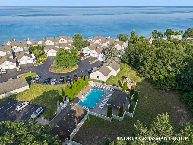 $1,495,000 | 741 Spyglass Hill, Holland, MI 49424