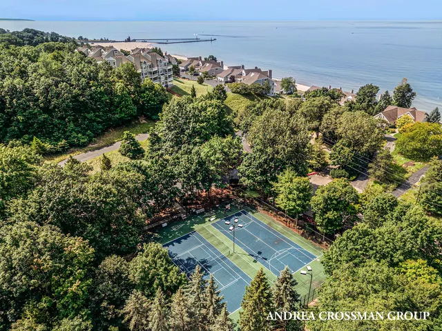 $1,495,000 | 741 Spyglass Hill, Holland, MI 49424