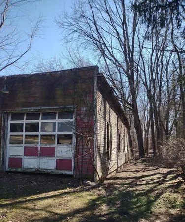 $6,000 | 13764 W Avenue East, Vicksburg, MI 49097