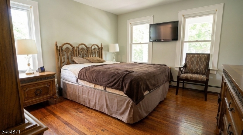 45 Brook Street Springfield, NJ 07081 - Photo 14 of 30 Gallery Image 14