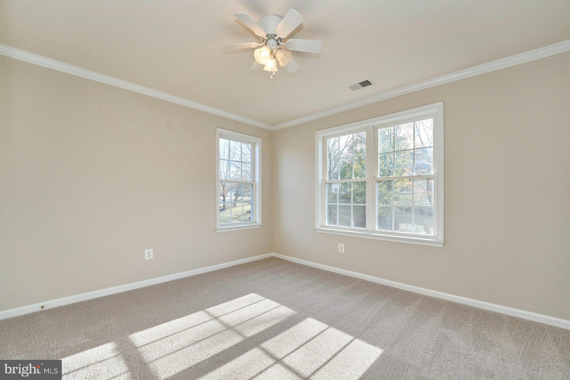 6916 Broadleaf Terrace Gainesville, VA 20155 - Photo 30 of 40 3rd Bedroom on Upper Level
