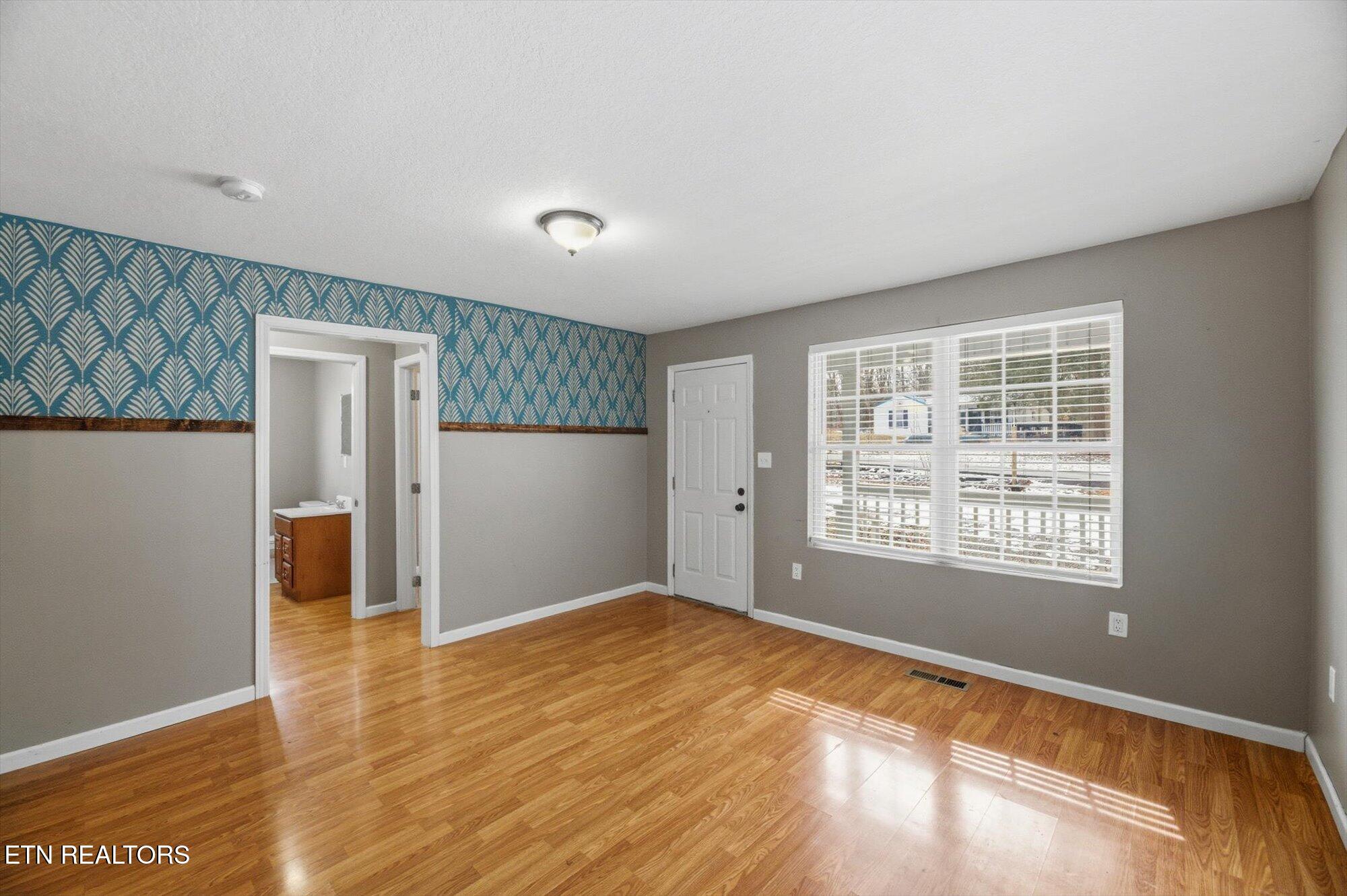 120 Shryer Road Athens, TN 37303 - Photo 4 of 16 04-120-Shryer-Rd-Athens-TN-4