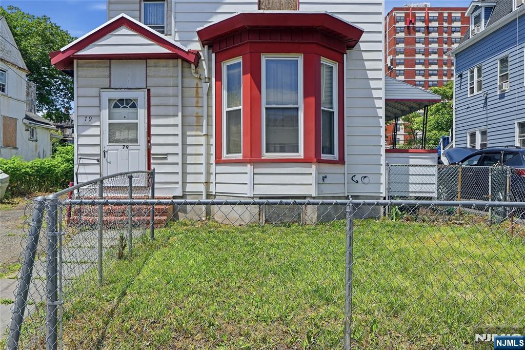79 Cleveland Street Orange, NJ 07050 - Photo 3 of 25