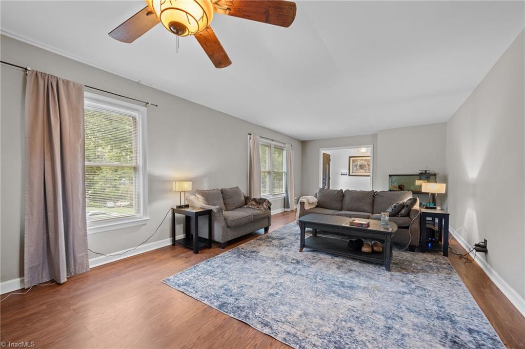 665 Alpine Road Winston-Salem, NC 27104 - Photo 6 of 28 Living Room