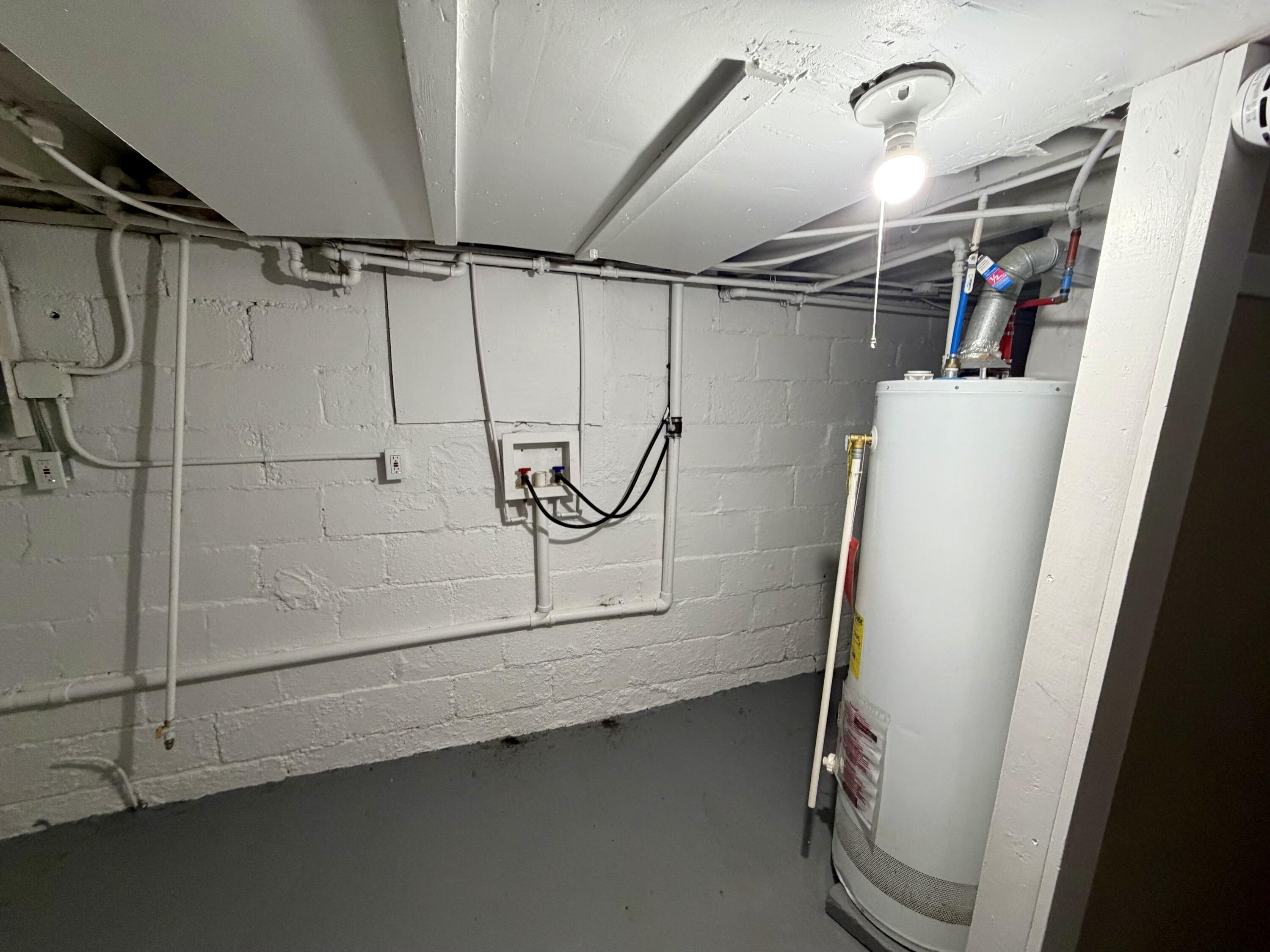 4229 Vermont Street Gary, IN 46409 - Photo 14 of 18 3000x2250