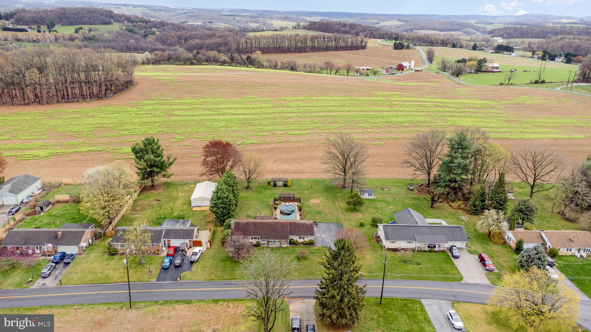 4248 Walters Hatchery Road York, PA 17408 - Photo 2 of 38 Gallery Image 2
