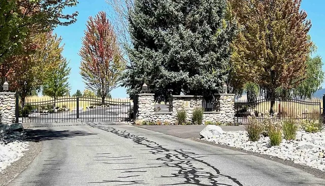 $139,500 | 2410 East Hangman Creek Lane, Spokane, WA 99224