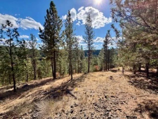 $139,500 | 2410 East Hangman Creek Lane, Spokane, WA 99224