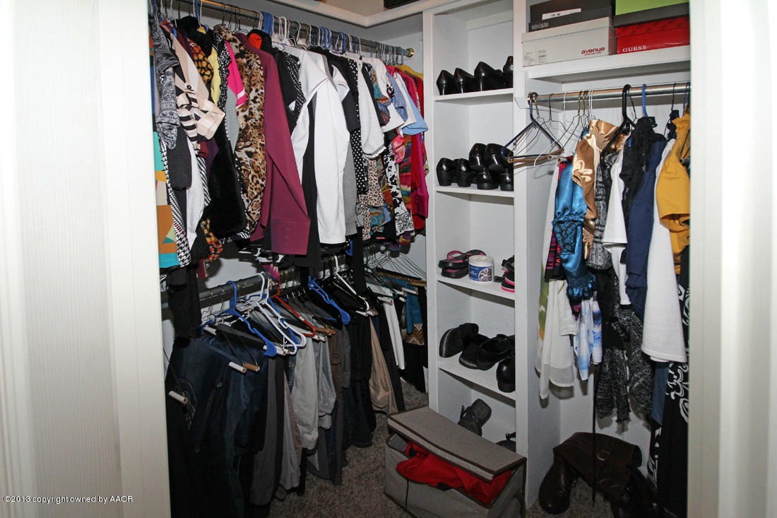 5408 Leo Lane Amarillo, TX 79110 - Photo 21 of 34 Master Closet