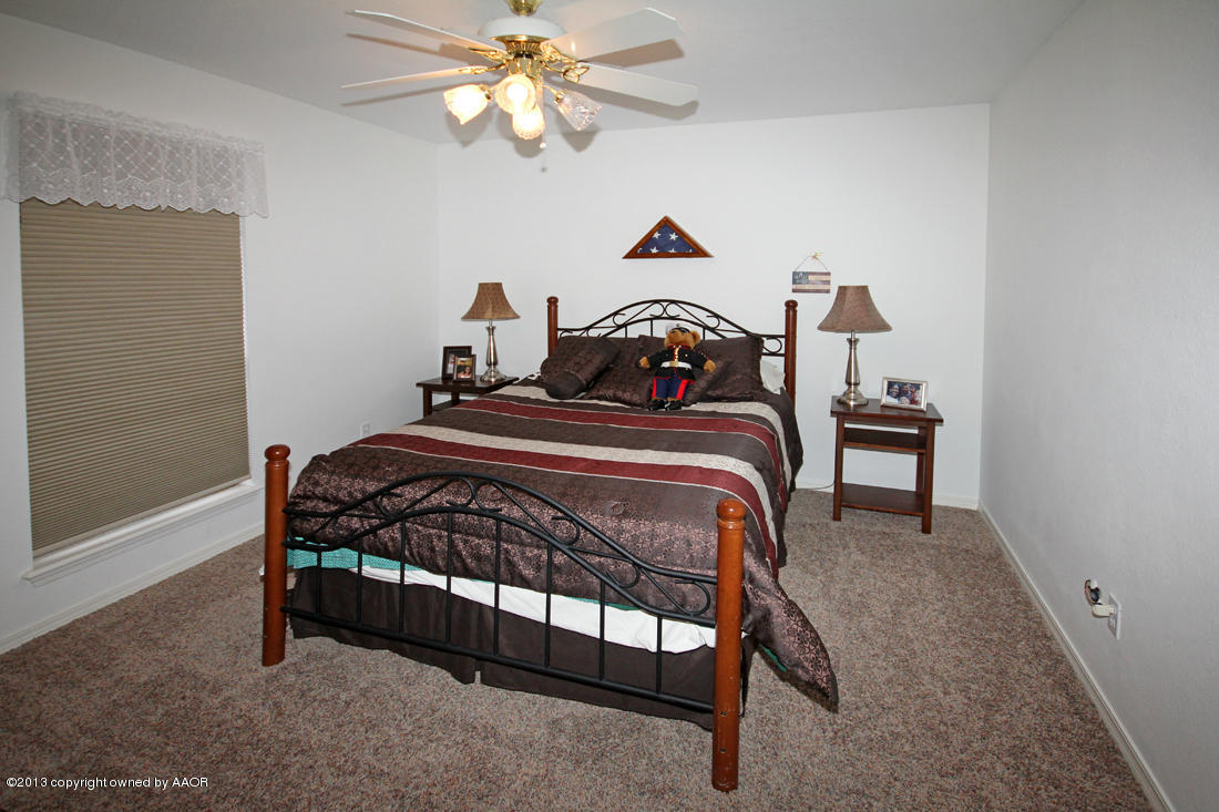 5408 Leo Lane Amarillo, TX 79110 - Photo 23 of 34 2nd Bedroom