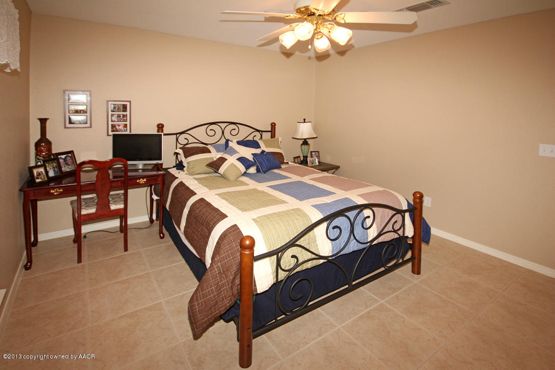 5408 Leo Lane Amarillo, TX 79110 - Photo 27 of 34 3rd Bedroom3