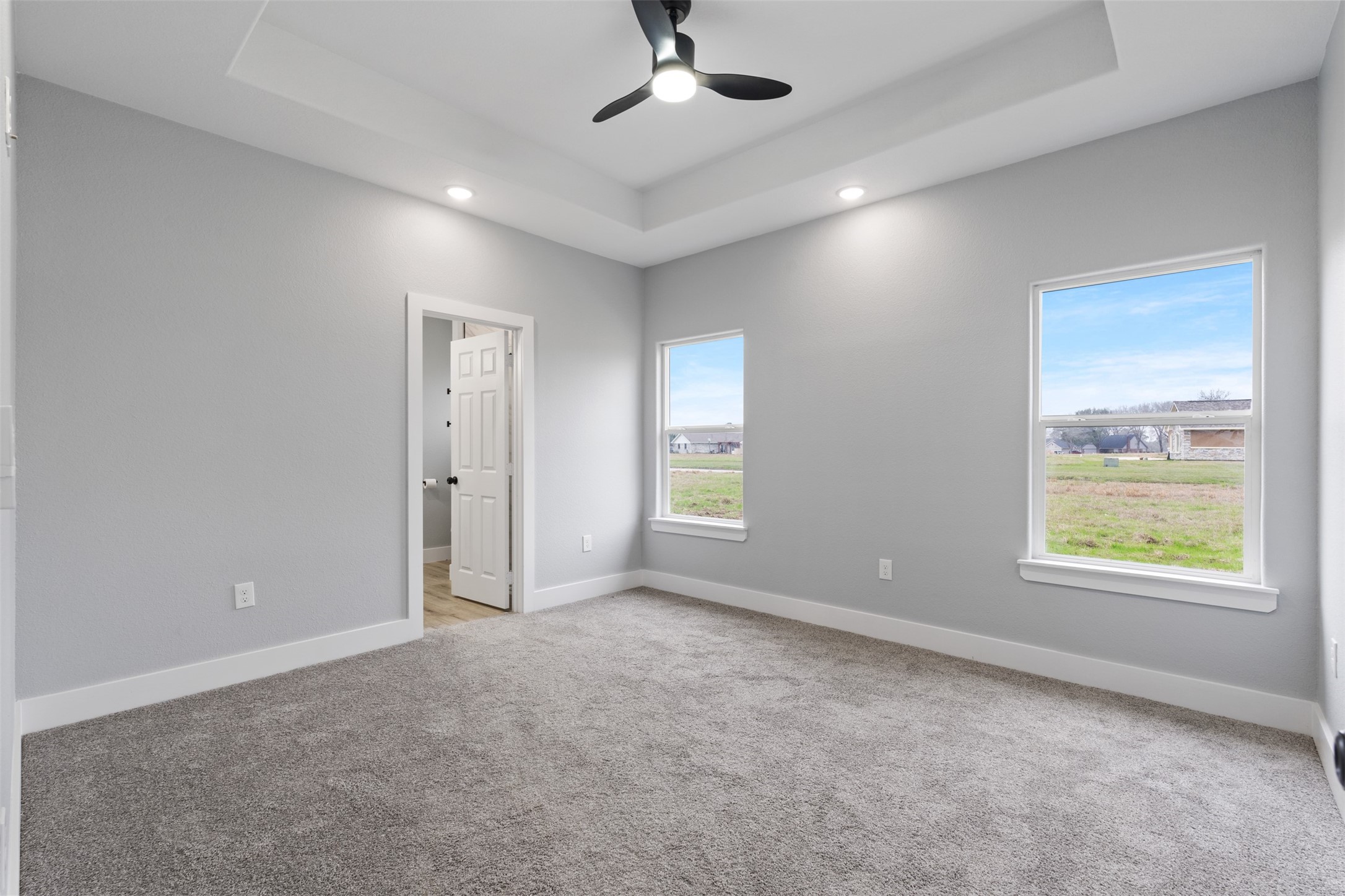 7 Meadowview Drive Trinity, TX 75862 - Photo 13 of 32 a view of an empty room with a window