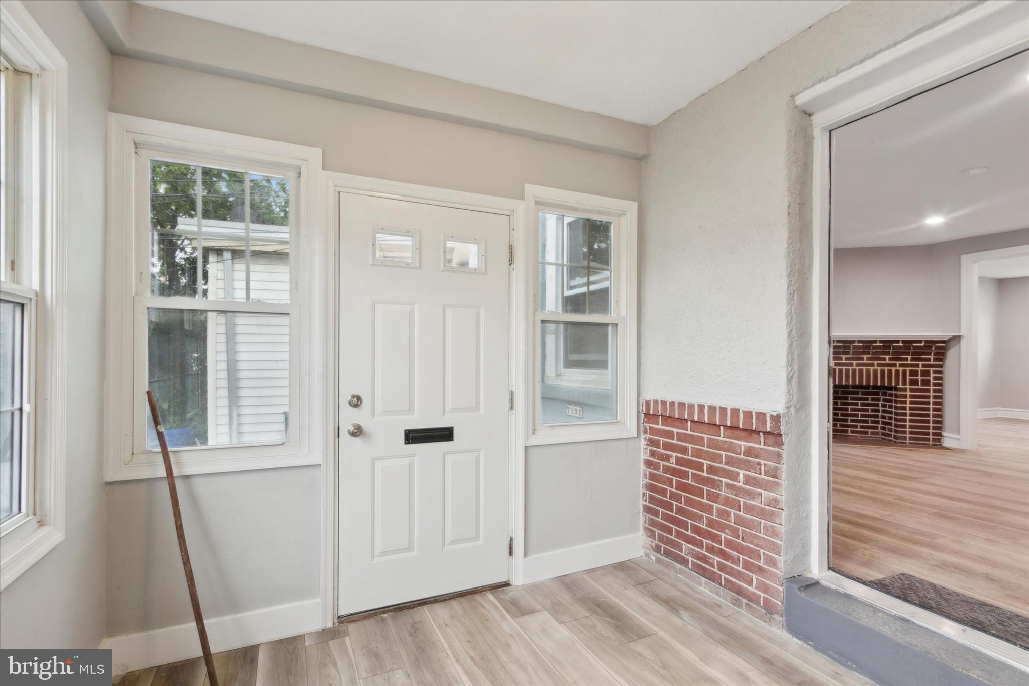 7191 Radbourne Road Upper Darby, PA 19082 - Photo 3 of 26