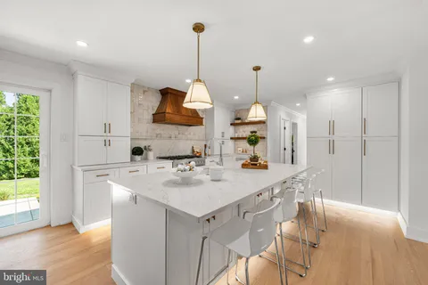 $1,495,000 | 2 Barrister Court, Haverford, PA 19041