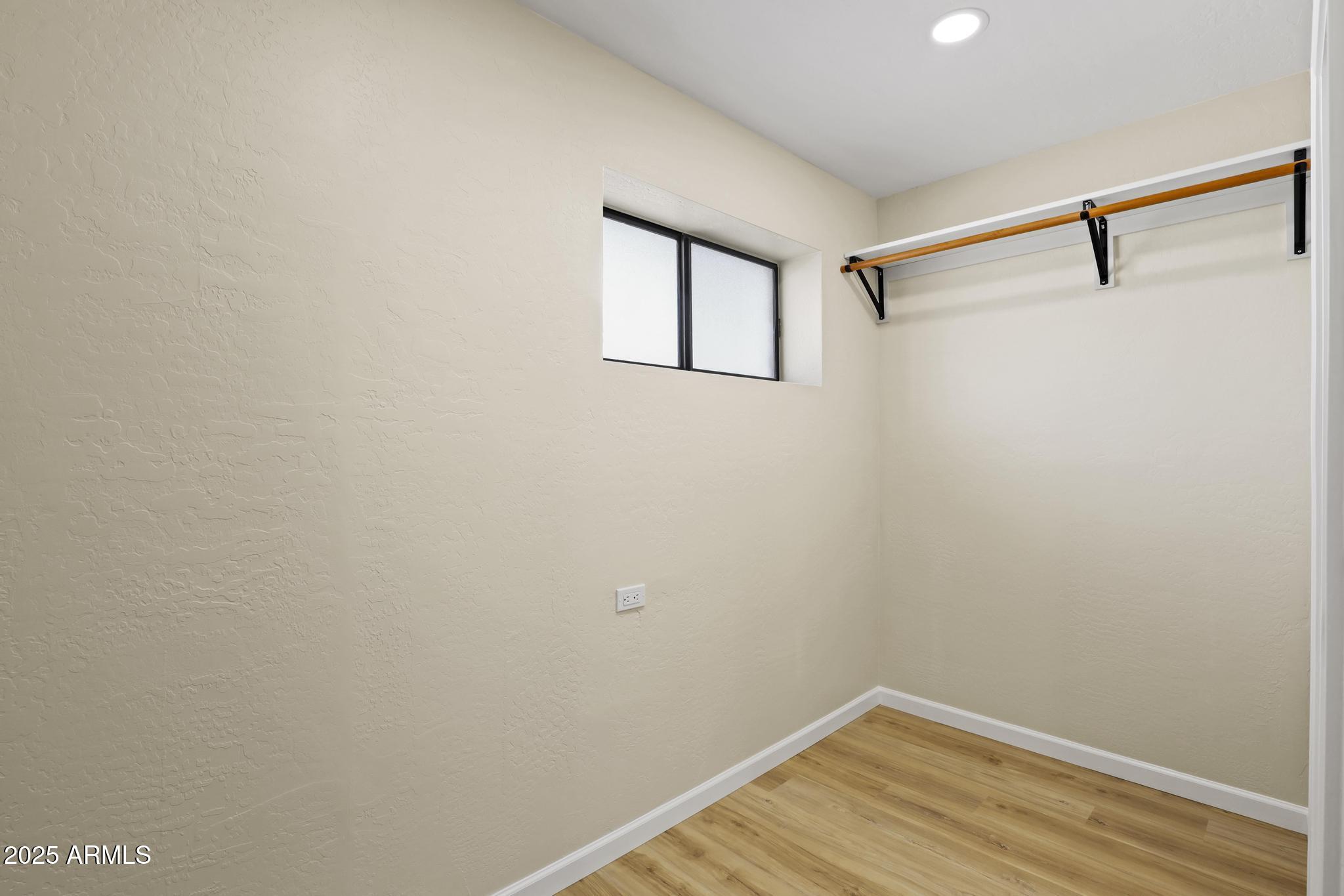 625 East Coronado Way Payson, AZ 85541 - Photo 15 of 25 a view of a room with wooden floor and a window