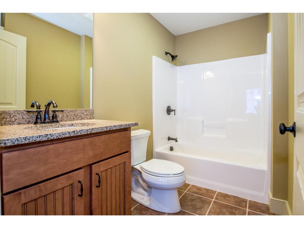 618 Scenic Road, Unit 2 Laconia, NH 03246 - Photo 21 of 33 Gallery Image 21