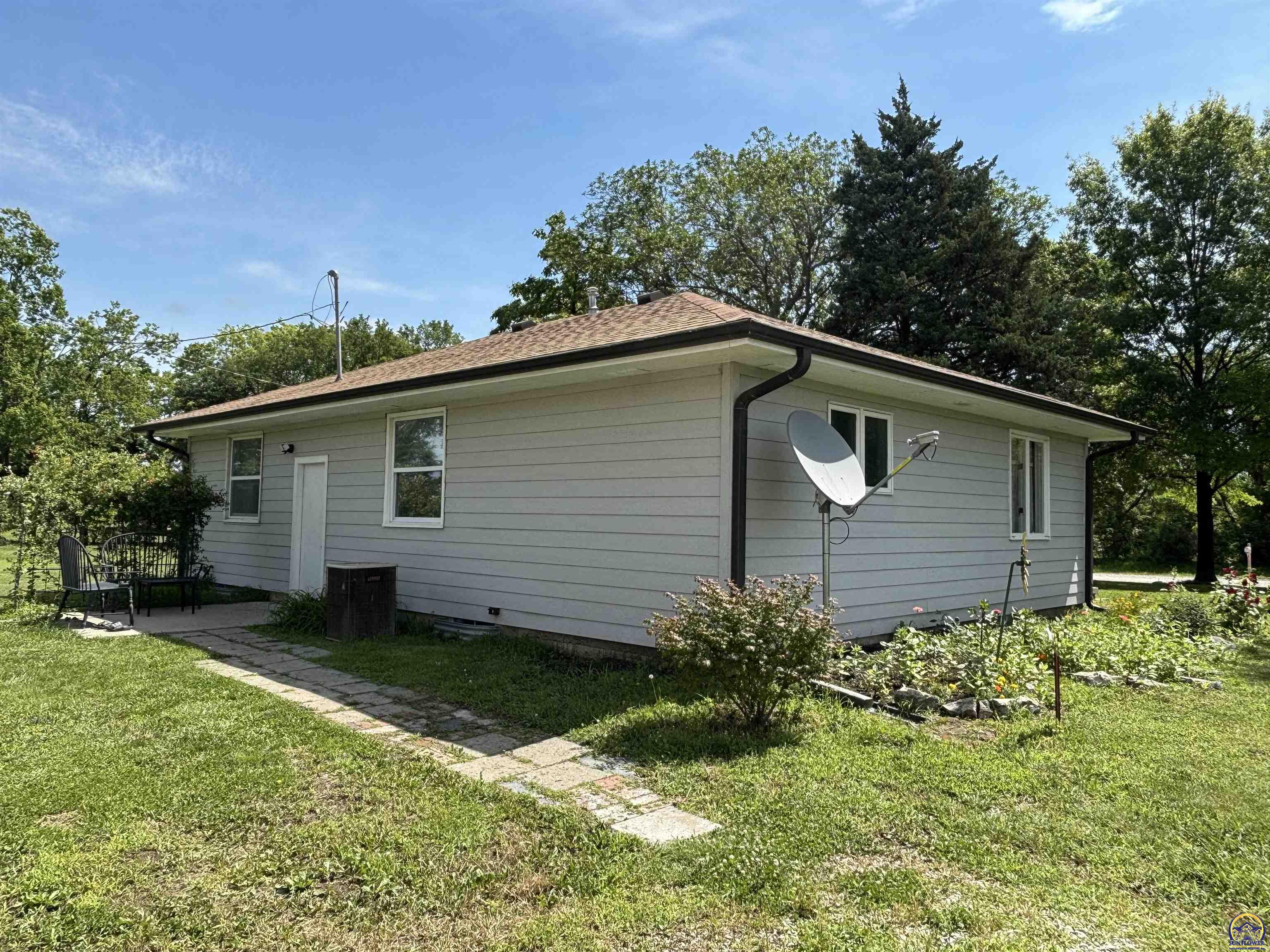1761 Rd B2 Emporia, KS 66801 - Photo 16 of 25