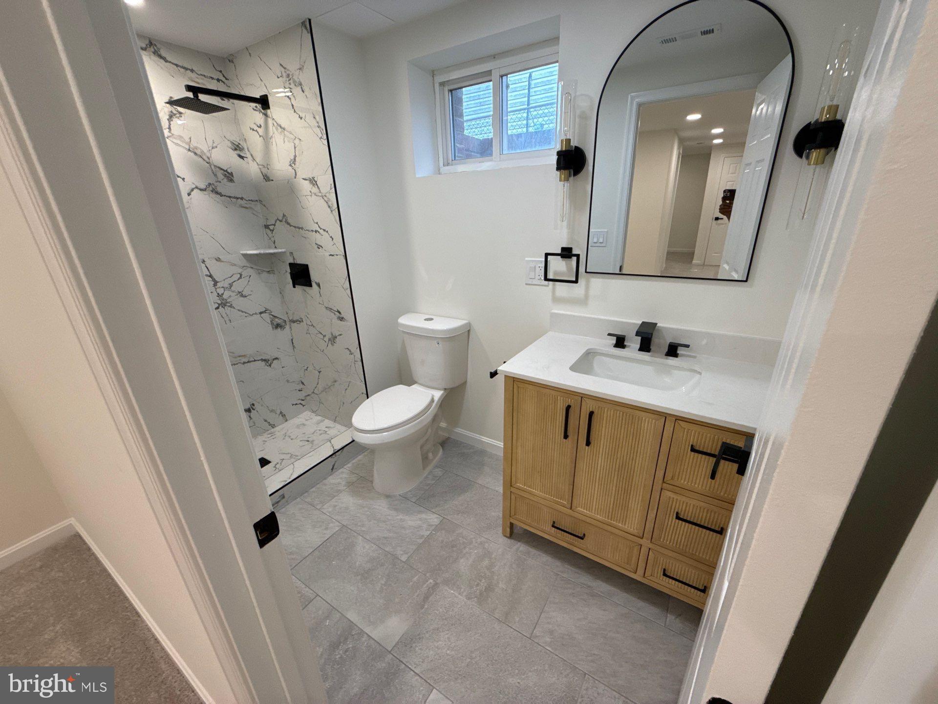 8475 Byrd Road Pasadena, MD 21122 - Photo 3 of 4