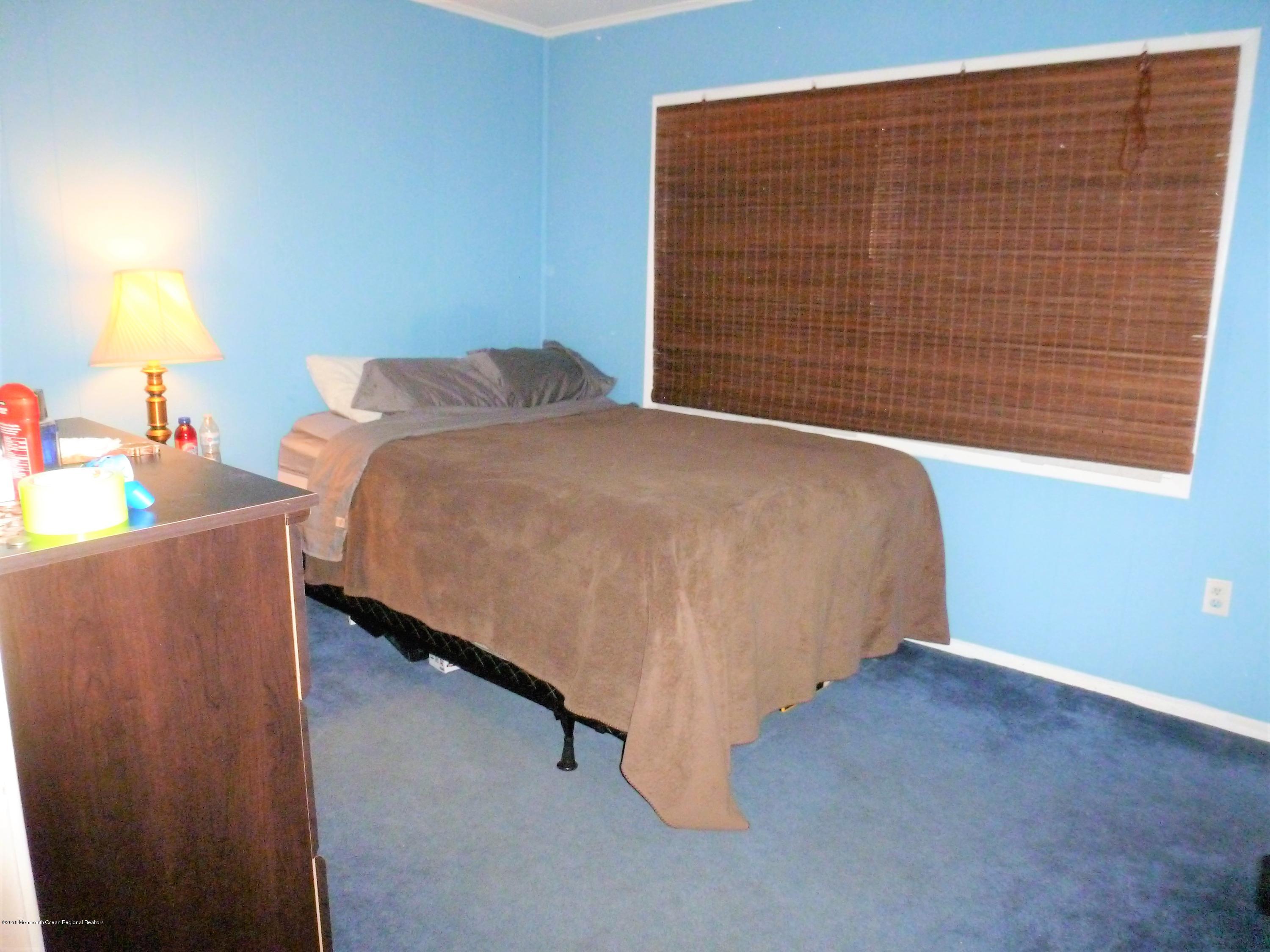 363 Lloyd Road Aberdeen, NJ 07747 - Photo 17 of 17 Bedroom