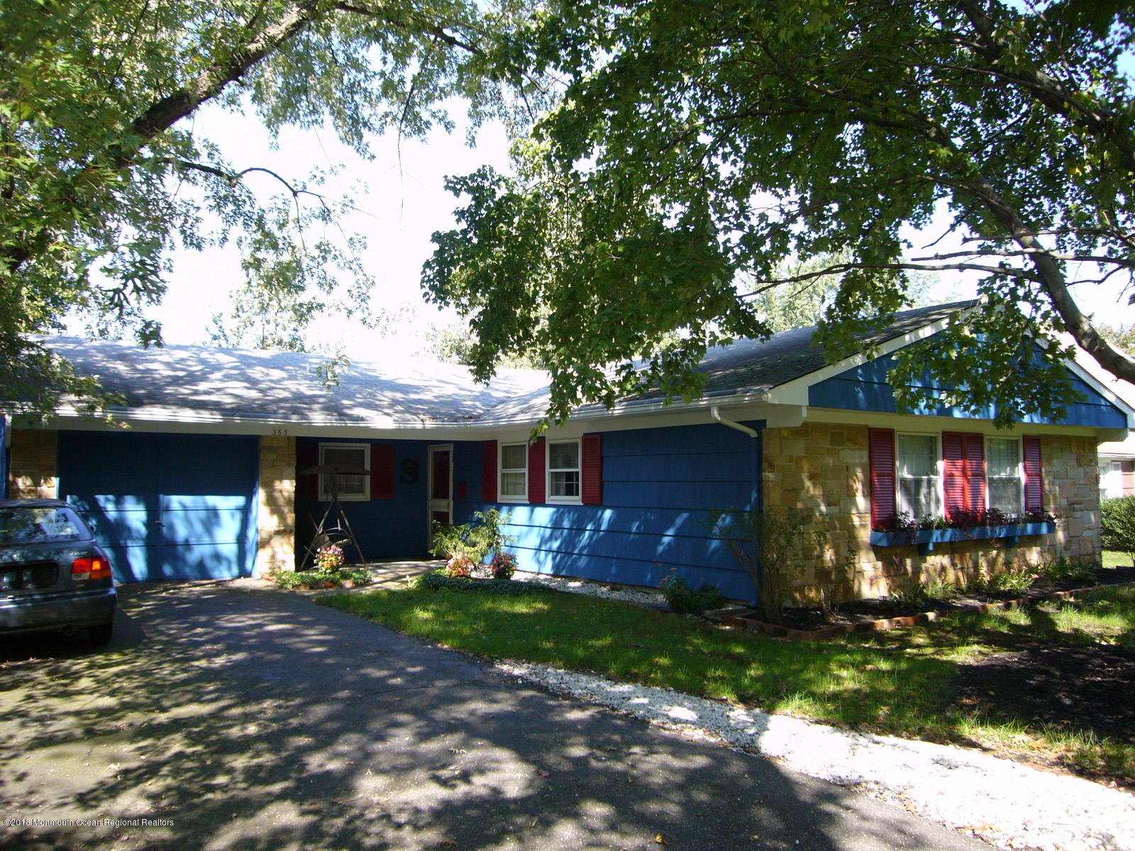 363 Lloyd Road Aberdeen, NJ 07747 - Photo 2 of 17 363 lloyd rd