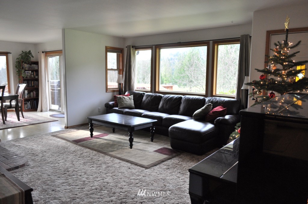 3133 Jerns Road Sedro-Woolley, WA 98284 - Photo 11 of 14 Gallery Image 11