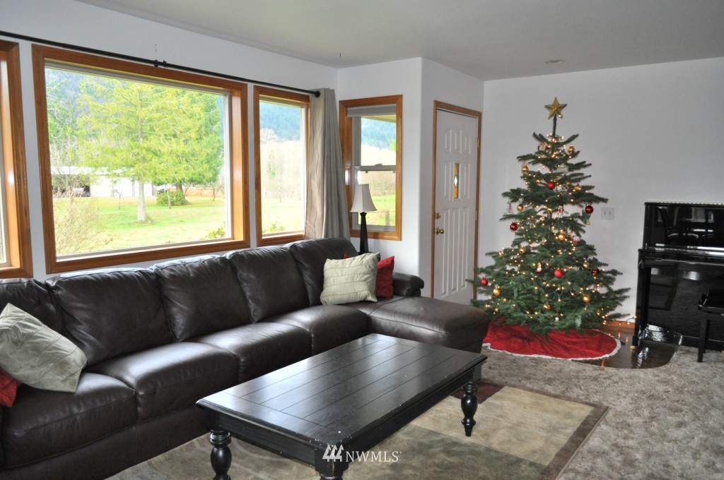 3133 Jerns Road Sedro-Woolley, WA 98284 - Photo 12 of 14 Gallery Image 12
